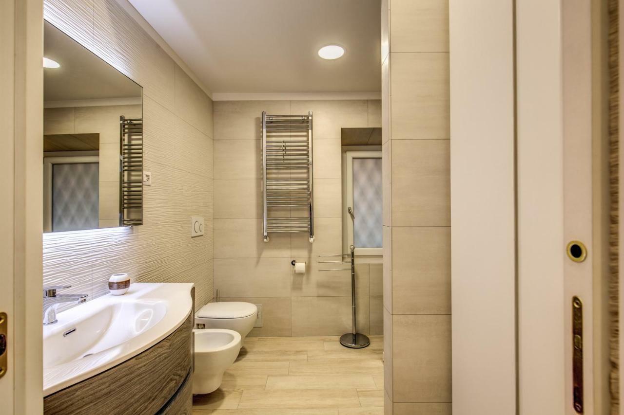 Fresh House Borghese Apartment Рим Екстериор снимка